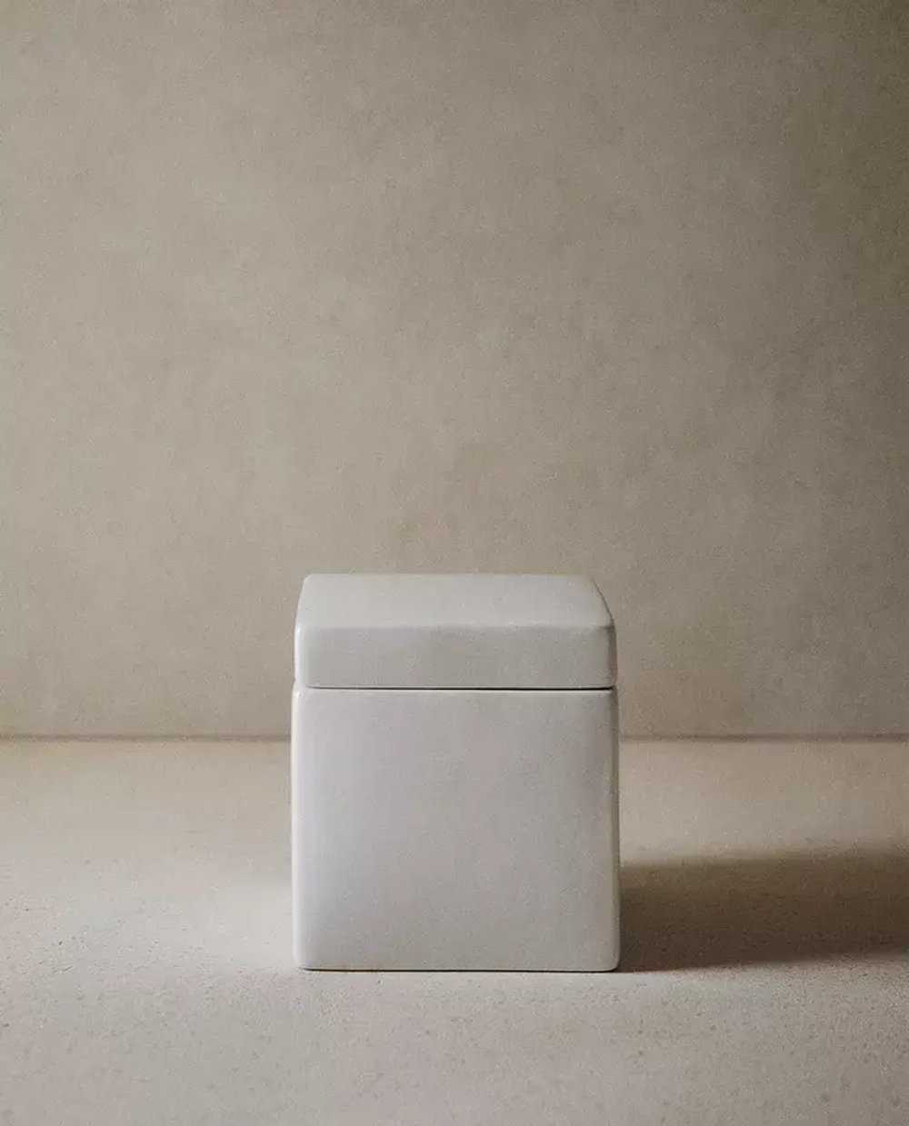 ZARA HOME ФАЯНСОВАЯ БАНКА ДЛЯ ХРАНЕНИЯ, БЕЛЫЙ