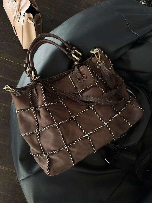 Женская сумка из натуральной винтажной кожи коричневого цвета