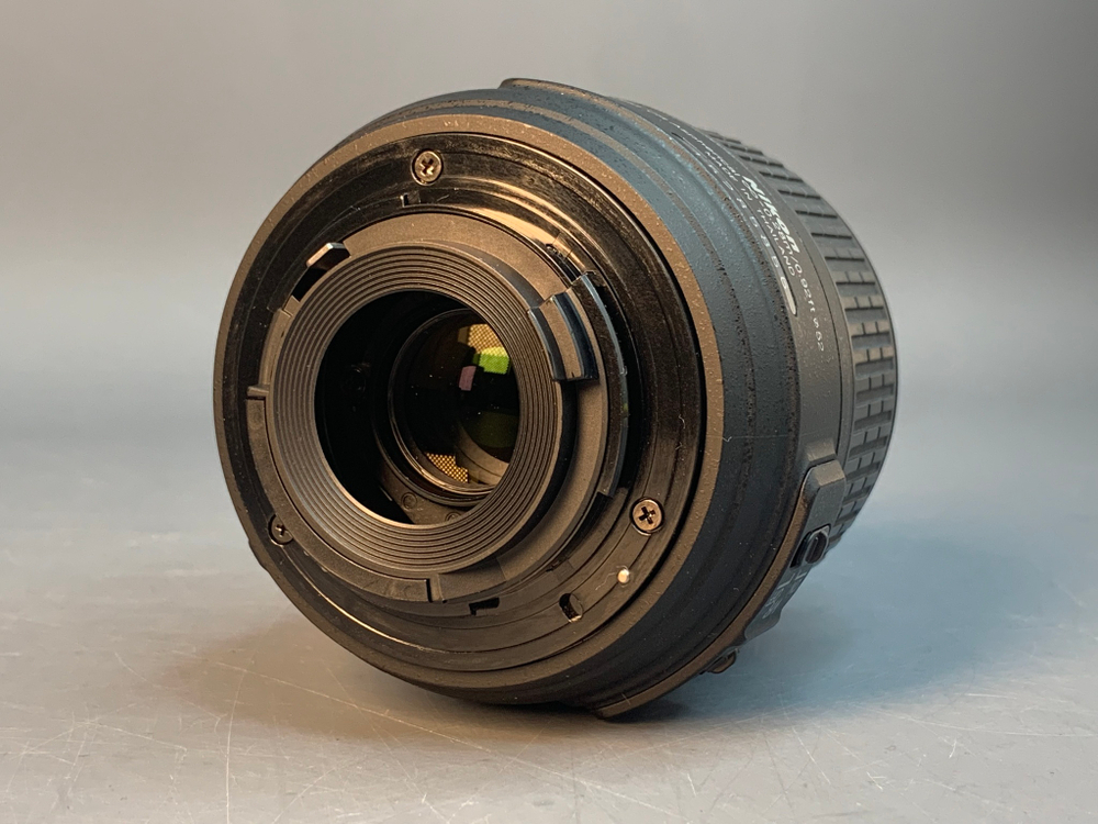 Nikon 18-55mm 3.5-5.6G AF-S VR DX