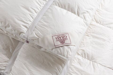 Одеяло пуховое кассетное с дышащими вставками, всесезонное German Grass Роял баланс Белый