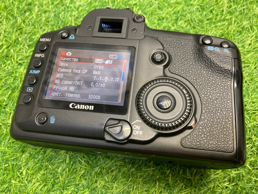 Canon EOS 5D