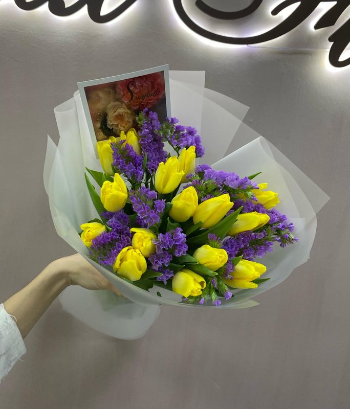 Букет Тюльпанов Б-15+