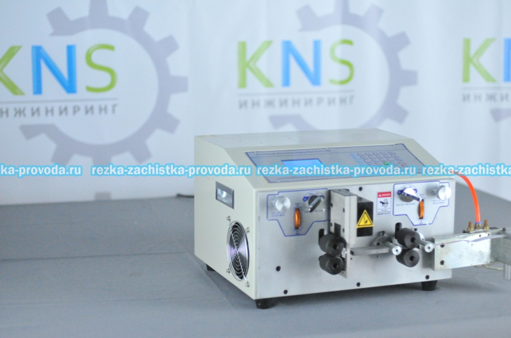 SWT508-PX2 Станок для резки и зачистки шлейф-кабеля
