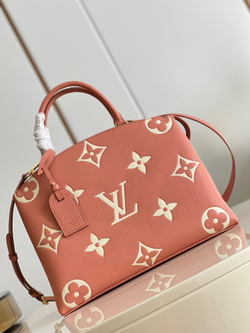 Louis Vuitton Grand Palais