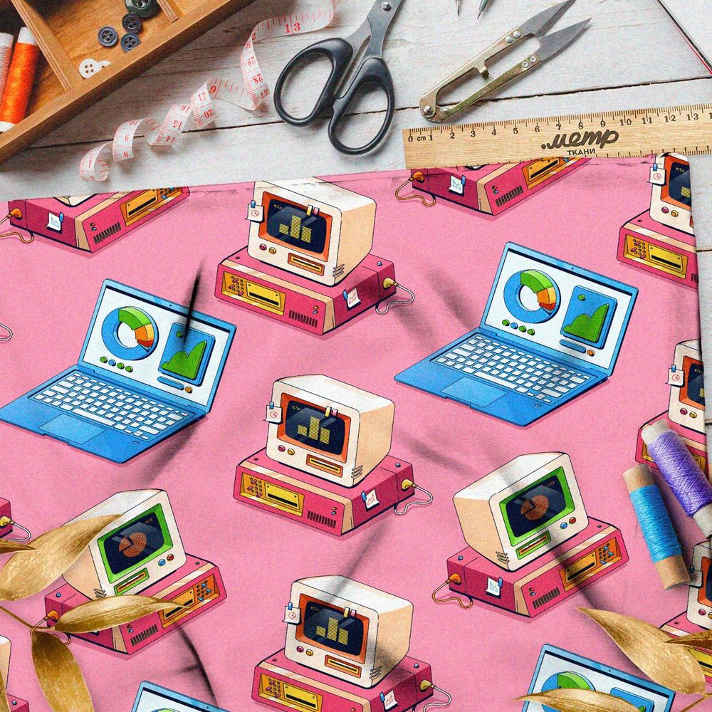 Ткань блэкаут компьютеры и ноутбуки на розовом фоне