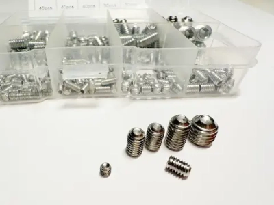 Набор гужонов M3 M4 M5 M6 M8 300 предметов в пластиковом кейсе. Винты без шляпки, винт без головки.