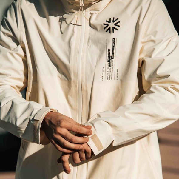 Дождевик бежевый - фото 2