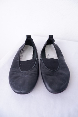 Чешки черные 34-35 размер