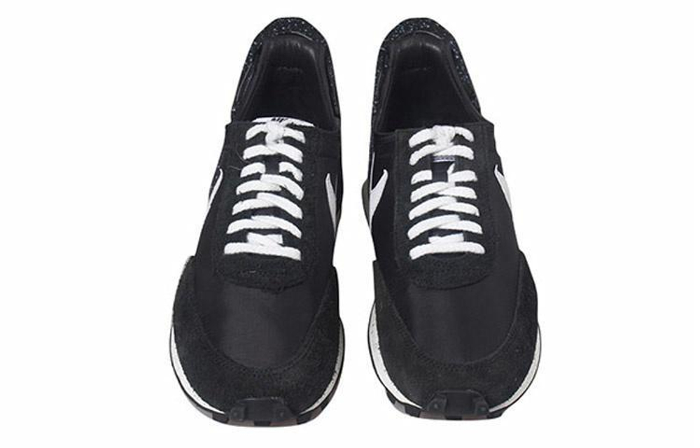 Кроссовки Nike Daybreak