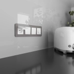 Розетка влагозащищенная с заземлением с защитной крышкой и шторками IP44 (белая) W1171201