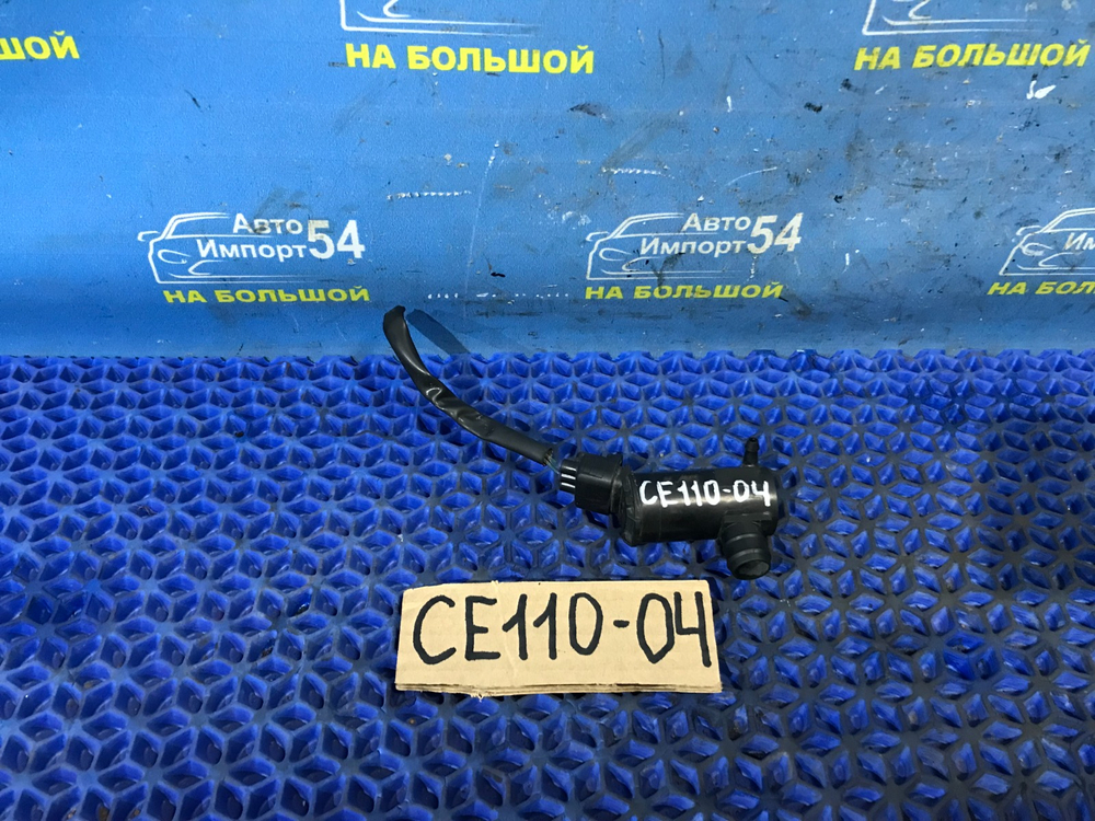 Моторчик бачка омывателя TOYOTA COROLLA 1996