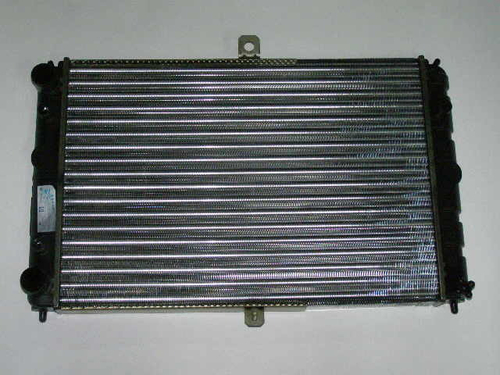 Радиатор основ. алюм. Chevrolet Sens с 2002 г. 1.1/1.3 MТ без конд. (LUZAR)