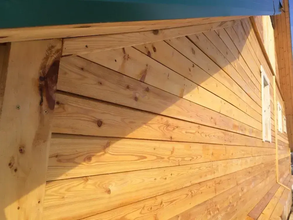 Фасадное льняное масло вареное с воском с антисептиком и УФ-защитой 3л.