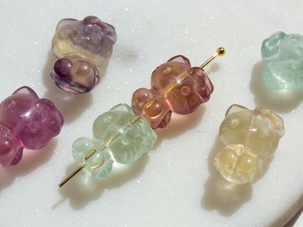 Бусина Hello Kitty 17.5мм, флюорит (в ассортименте)