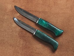 Спарка Финских ножей, сталь Х12МФ, рукоять зеленая стабилизированная карельская береза