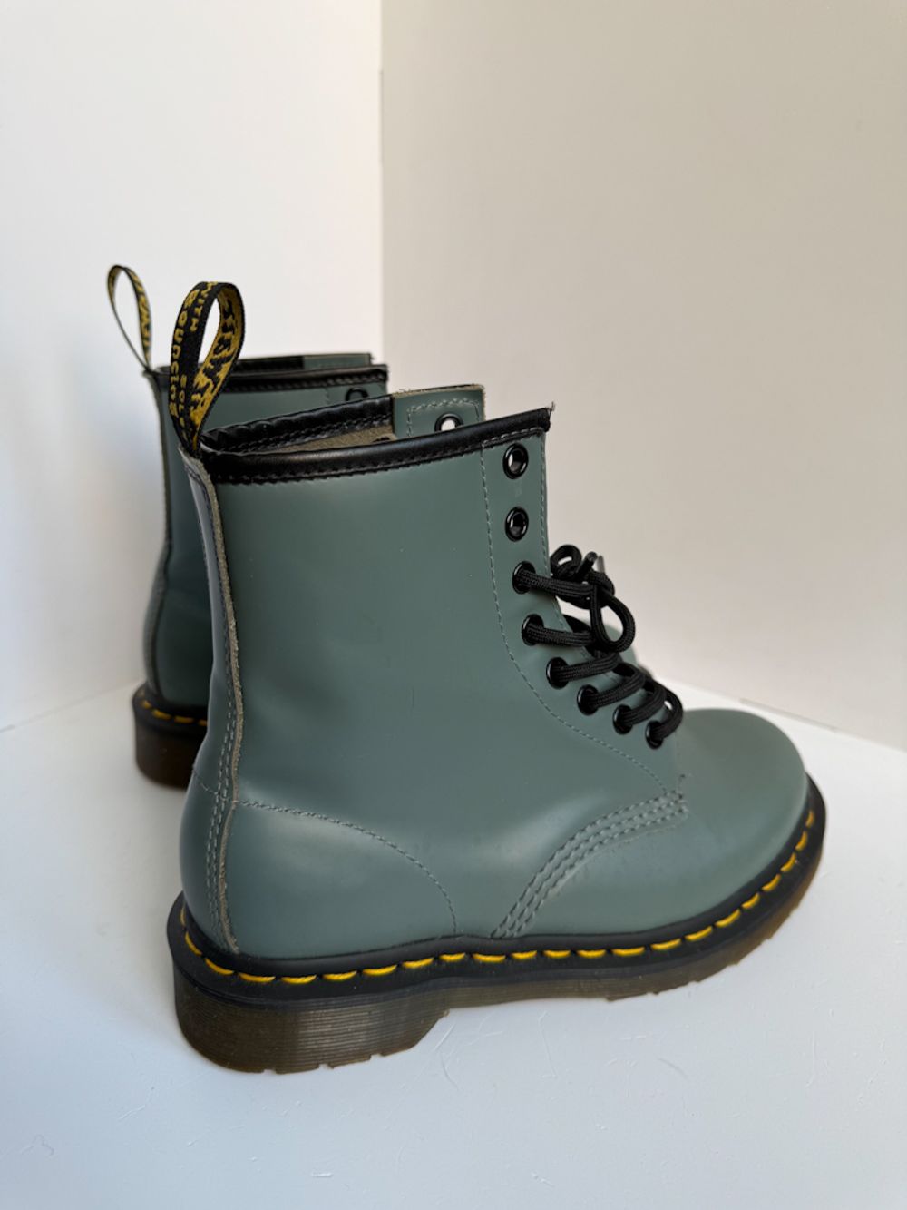 Новые ботинки кожаные Dr.Martens, 36