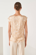 22816 Блузка женская (бежевый принт)