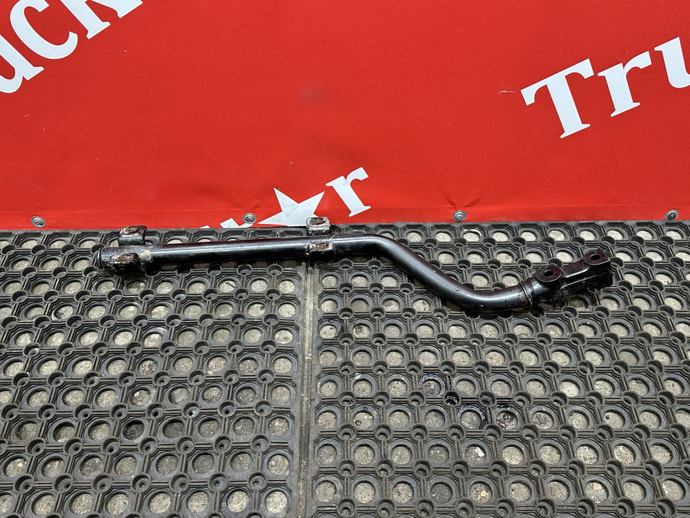 Кронштейн крыла задний правый 2022г