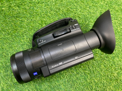 Sony FDR-AX700