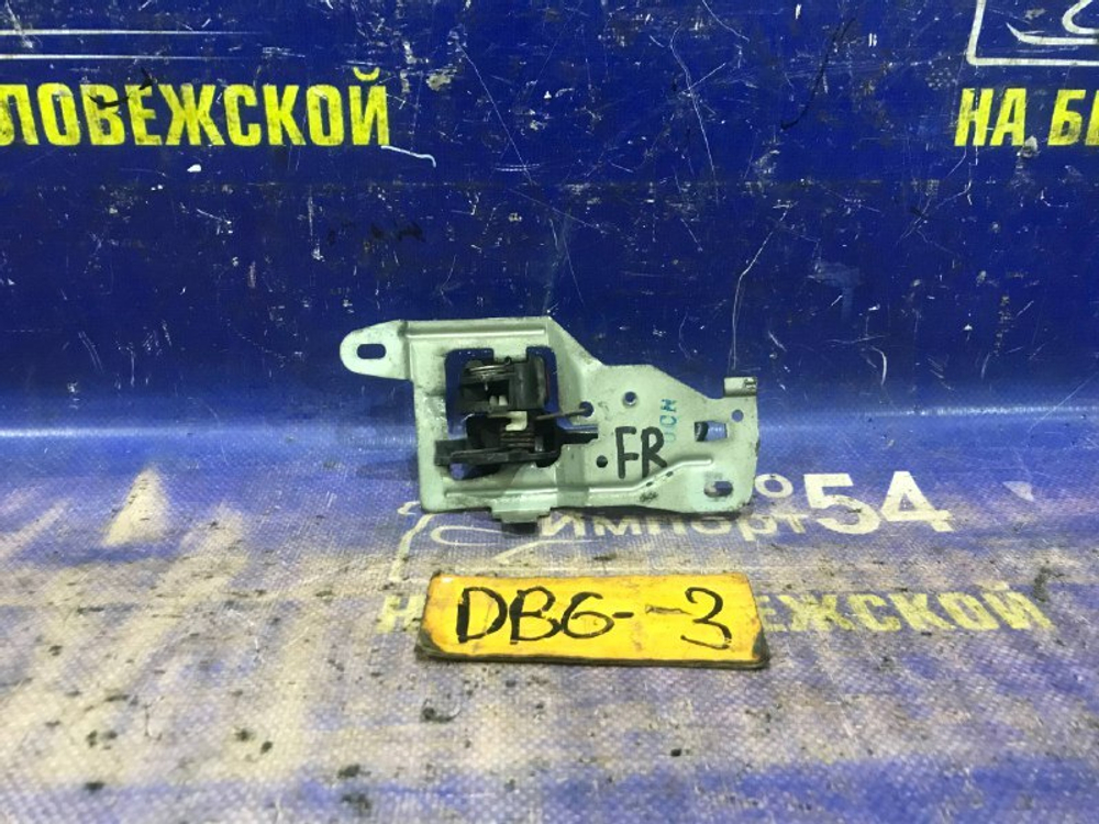 Ручка двери передней правой салонная Honda INTEGRA 2000