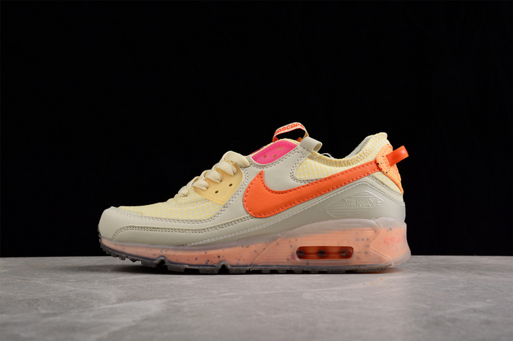 Купить в Москве кроссовки Nike Air Max 90 Terrascape Fuel Orange в магазине futbasket.ru