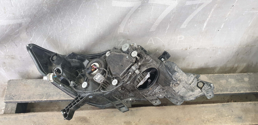 Фара левая Black Style Land Cruiser Prado 150 13-17 Б/У Оригинал PZ36760534