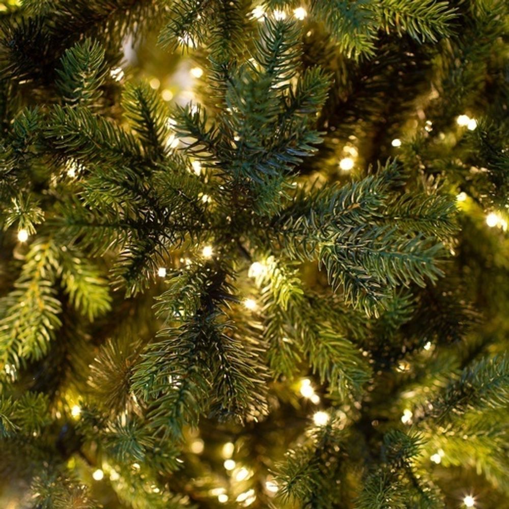 Елка с гирляндой «Грацио» (Литая+пвх) 240 см / 2,4 м