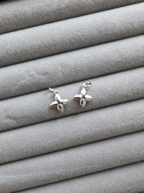 Подвеска цветок 9.5мм