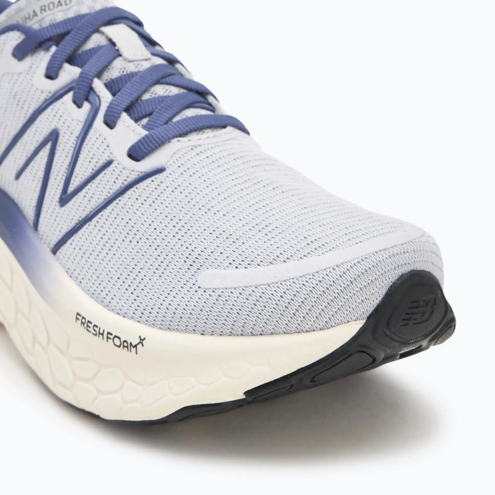 Женские Кроссовки для бега New Balance Fresh Foam Kaiha Road V1 white