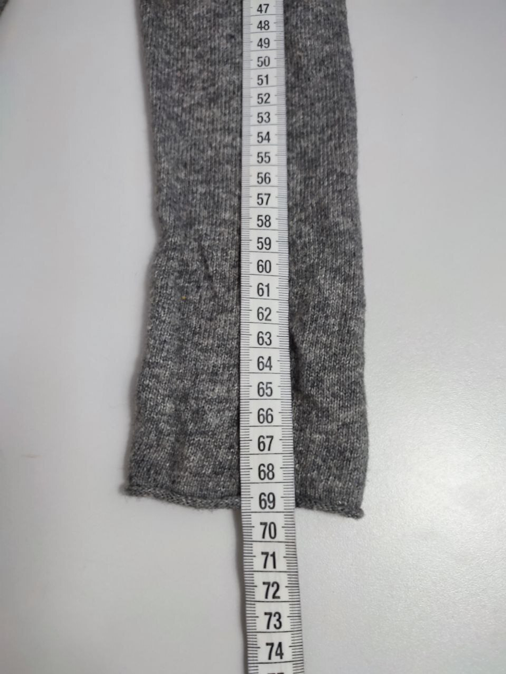 Платье H&M лаконичное 42 размер