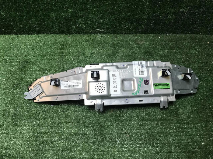 Приборная панель Changan Uni-V (2022-н.в.)