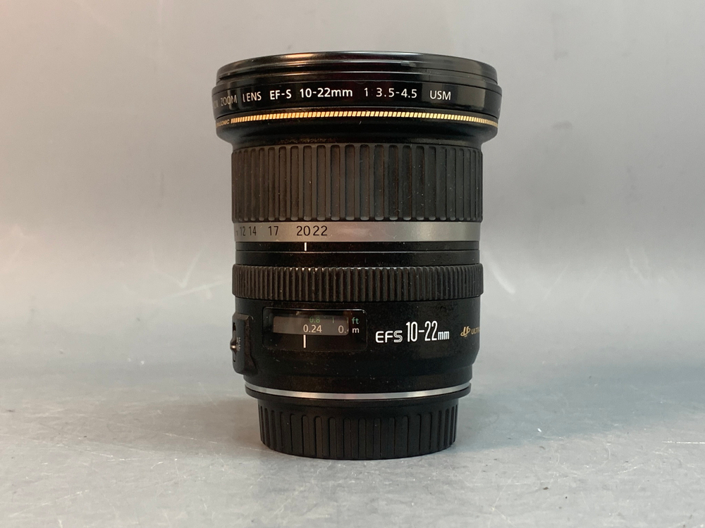 Canon EF-S 10-22mm 3.5-4.5 USM