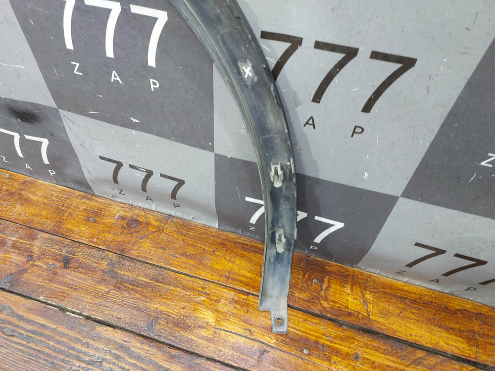 Накладка крыла переднего левого VW Tiguan 2 16-нв Б/У Оригинал 5NA854731E