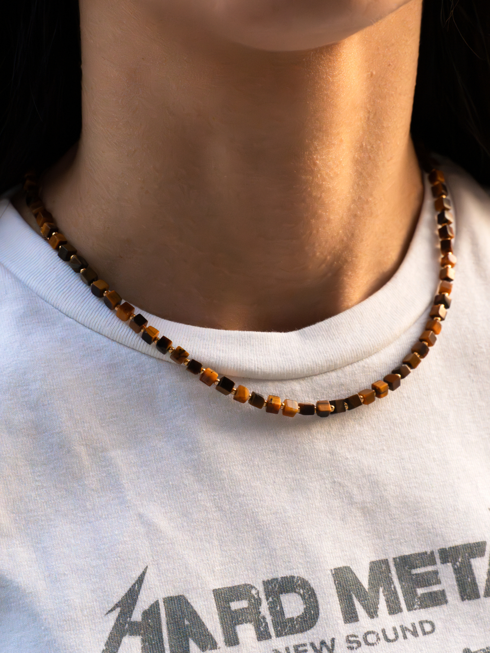 Чокер на шею из камня тигровый глаз