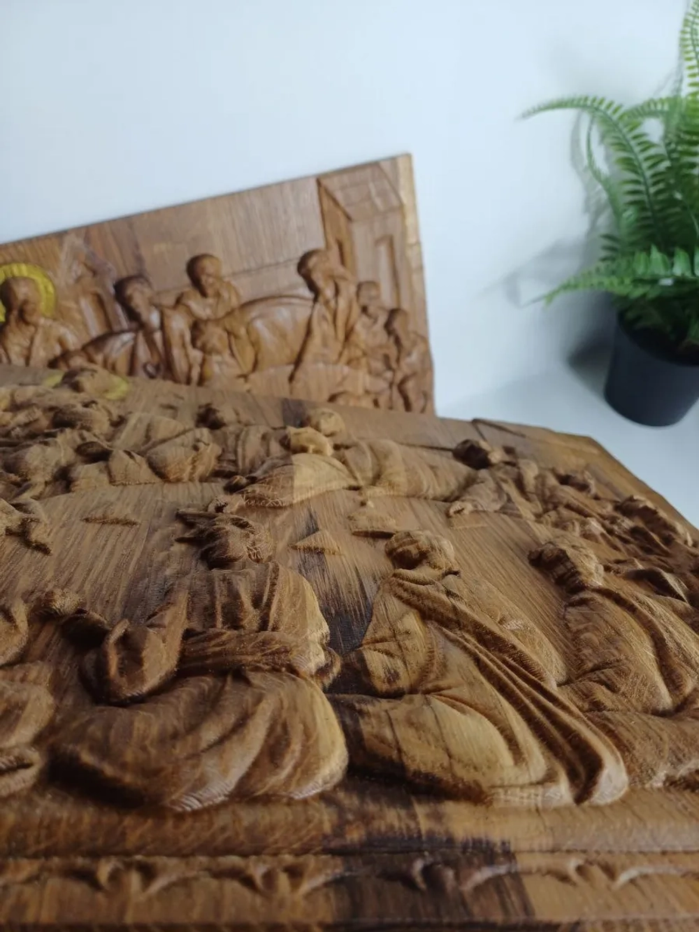 Освященная Икона «Тайная вечеря» резная из дуба 25*28,5 см