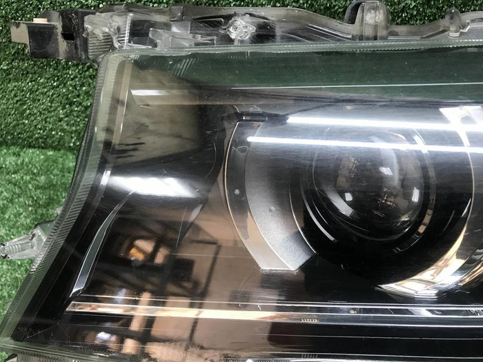 Фара левая Toyota LC Prado 150 (2017-н.в.) LED