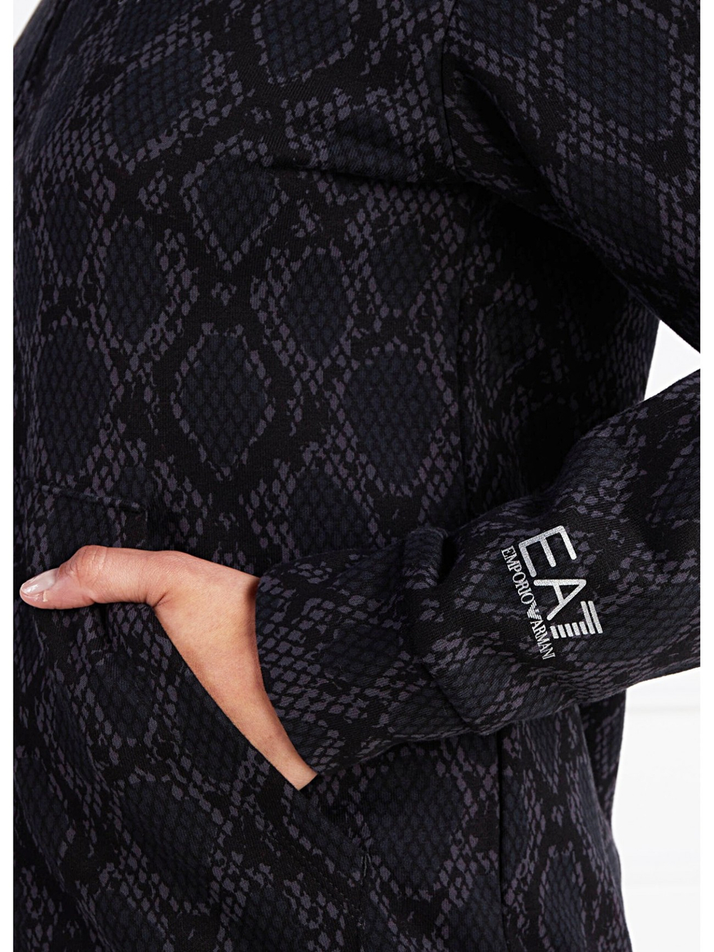 Толстовка женская Sweatshirt EA7