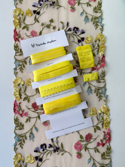 Вышивка на сетке телесная с мультиколор неэластичная ширина 23 см