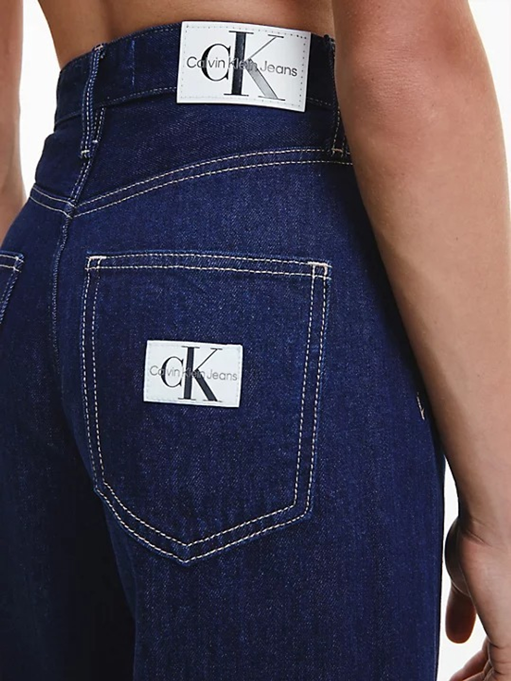 High Rise Relaxed CALVIN KLEIN JEANS J20J219542 1AP Ashop.ru