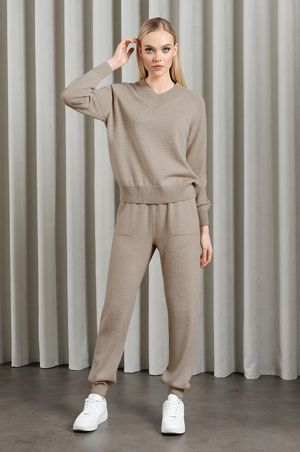 31008 Брюки женские (кофейный)