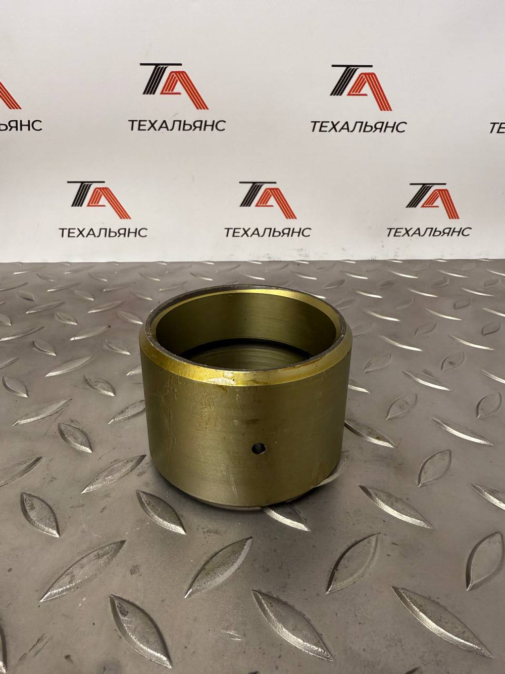 Втулка 7K-0086