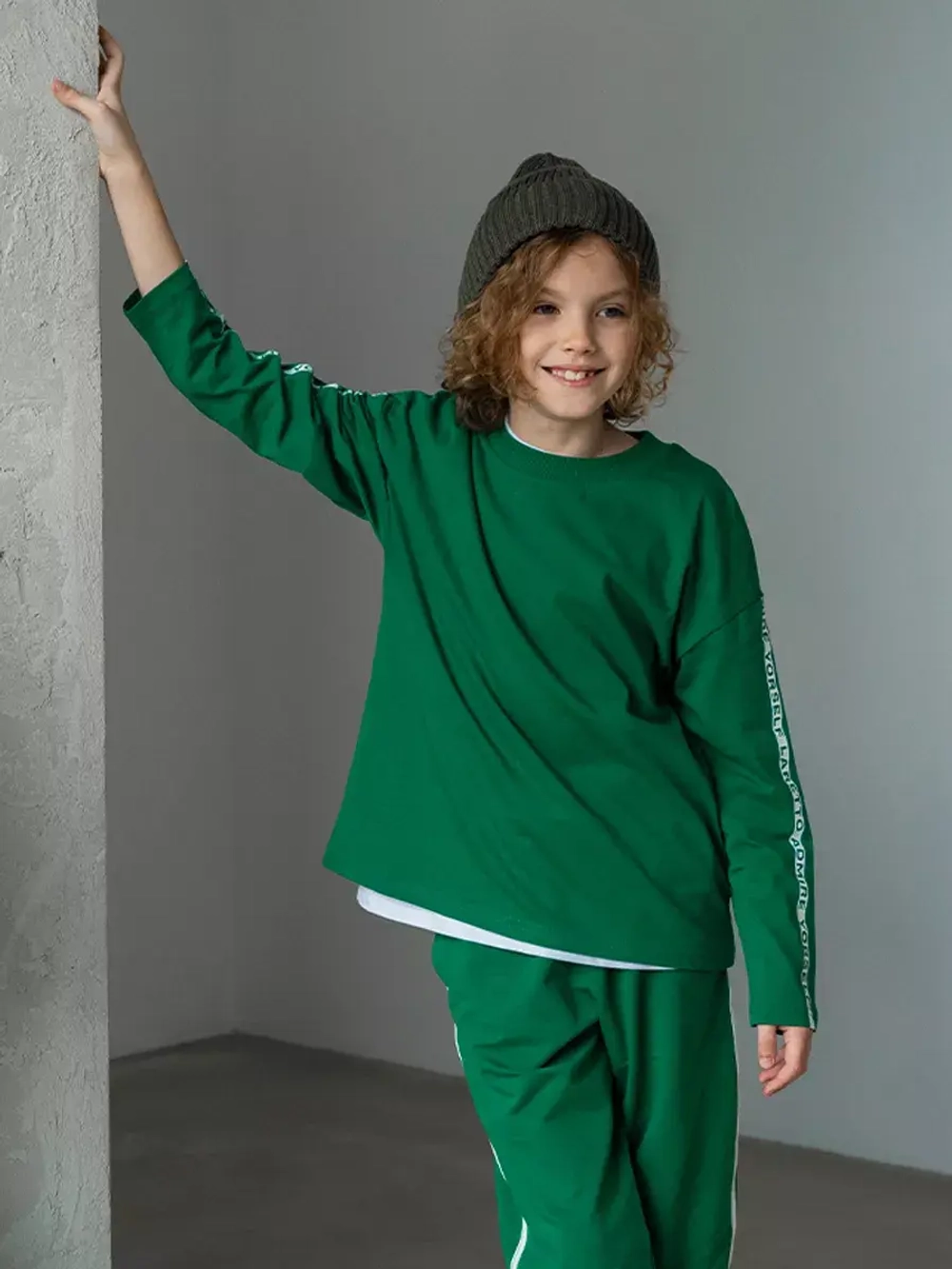 Спортивный костюм для мальчика в школу