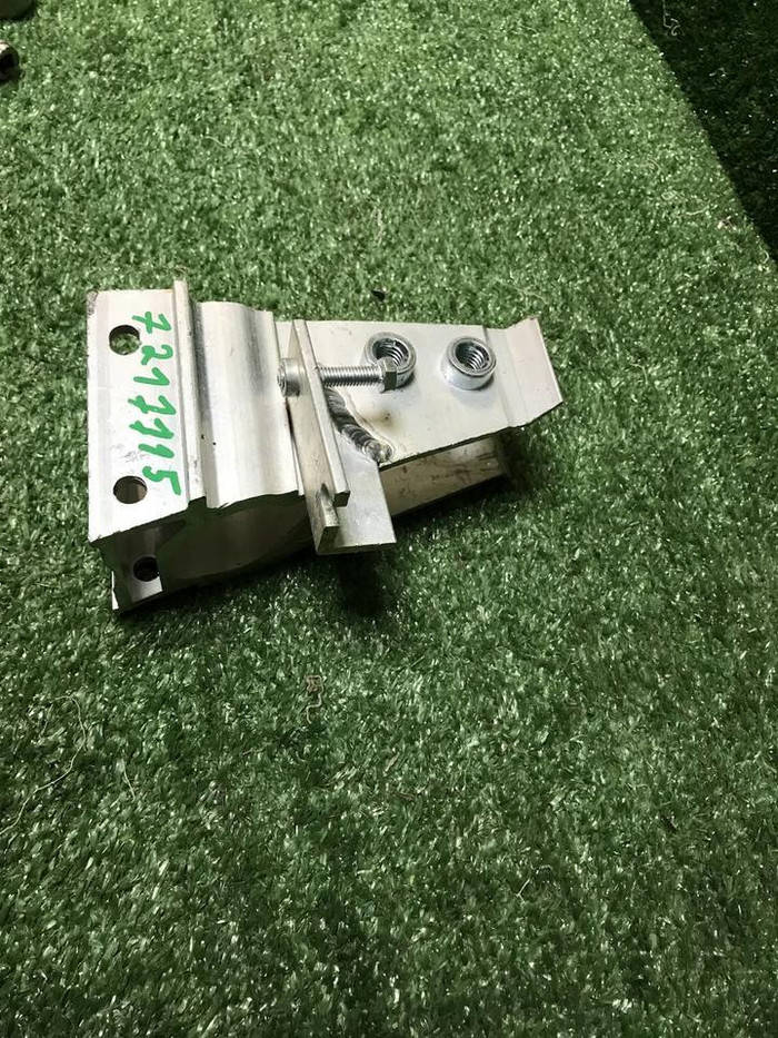 Кронштейн усилителя правый BMW 3er G20 (2018-н.в.)