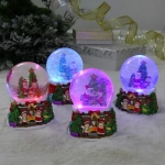 Сувенир Снежный шар «Веселая встреча» 12.5*12.5*15 см (падающий снег, подсветка, музыка), микс