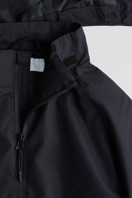 H&M Водоотталкивающая ветровка, черный