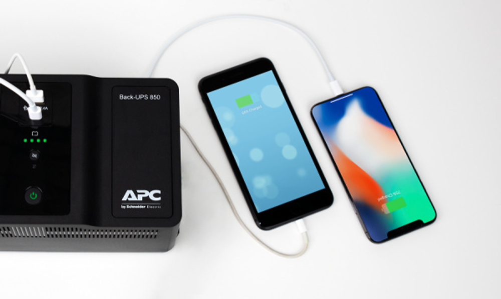 Источник бесперебойного питания APC Back-UPS