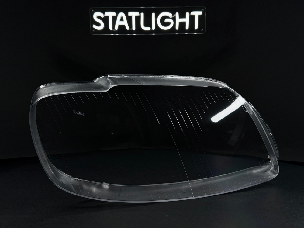 Правое стекло Volkswagen Caddy 3 2004-2010