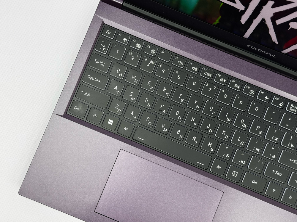 Игровой ноутбук Colorful Intel Core i7-13700HX / RTX 4070 8GB / 16GB / 512GB / 2.5K / 165Hz / Win11 RU / Русско-Английская клавиатура