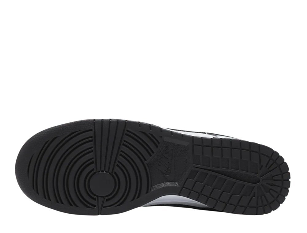 Баскетбольные кроссовки Nike Dunk Low Retro SE Shoes Black and White