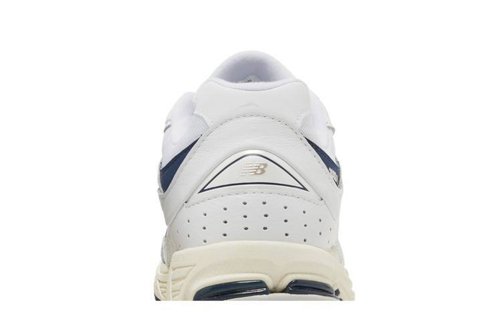 Кроссовки New Balance Nb 2002R